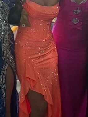 Sherri hill